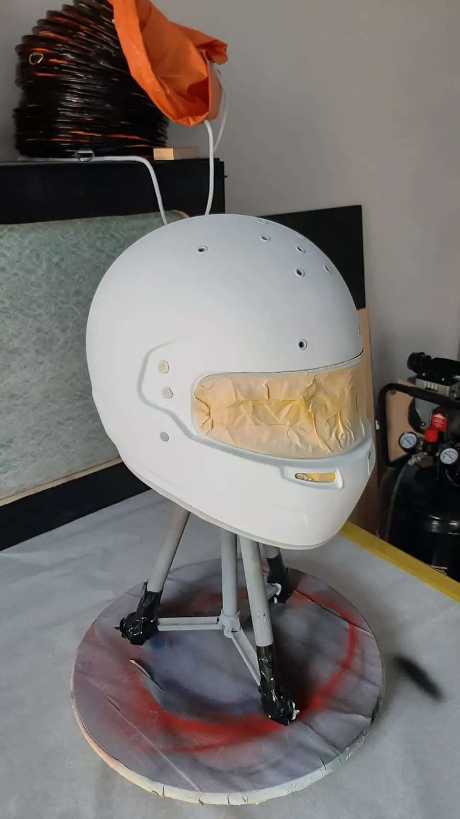 Mandato Machado — pintura do capacete Bell RS7-K